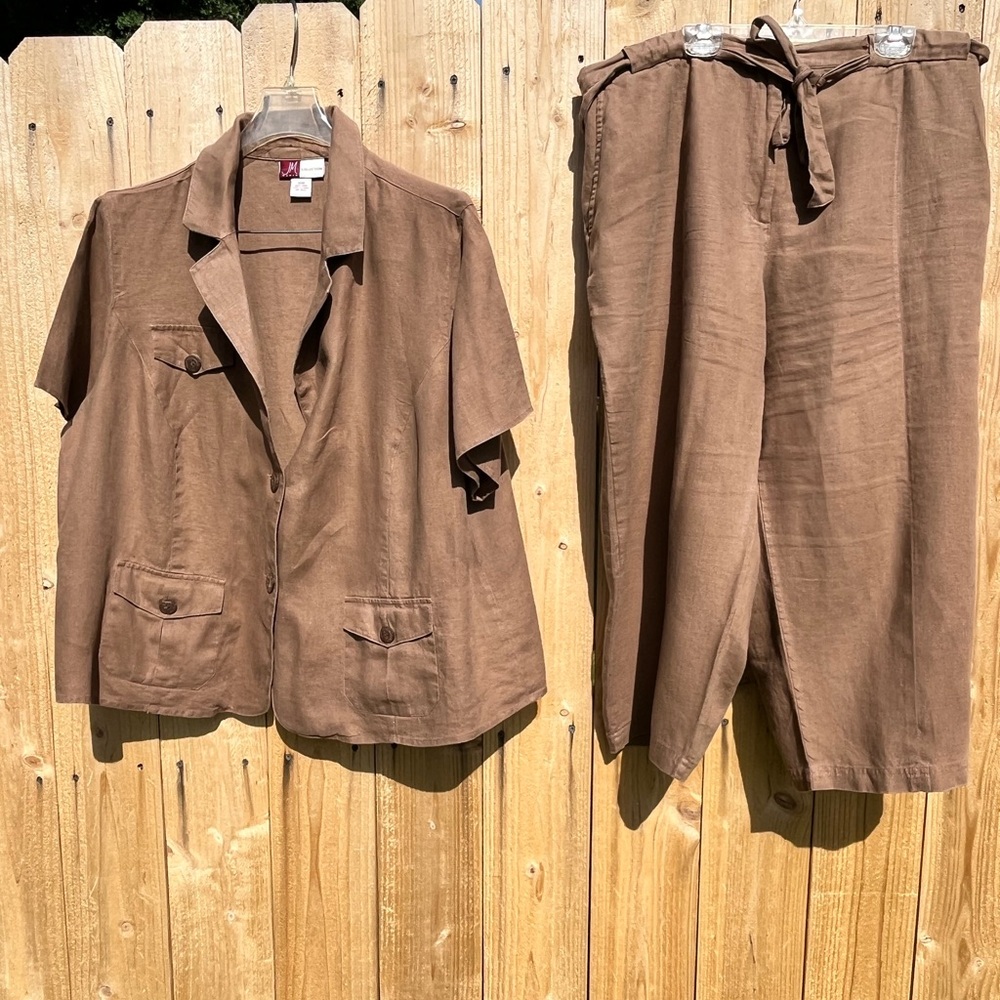 JM Collection Ladies Two- Piece Capri Set